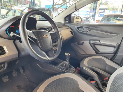 Imagem 5 de 13 de Chevrolet Onix 2015 1.0 Ls 5p