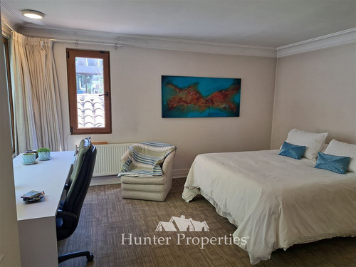 Casa Venta 4d/5b/8e Sn Carlos De Apoquindo - Piscina/quincho