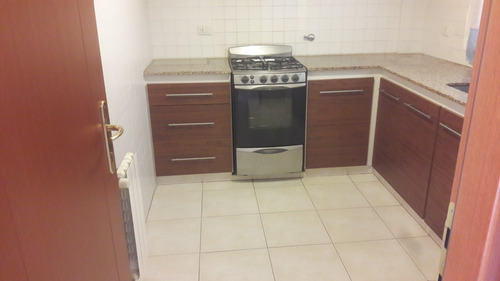Imagen 29 de 30 de Departamento De 2 Ambientes Alberti Y Córdoba