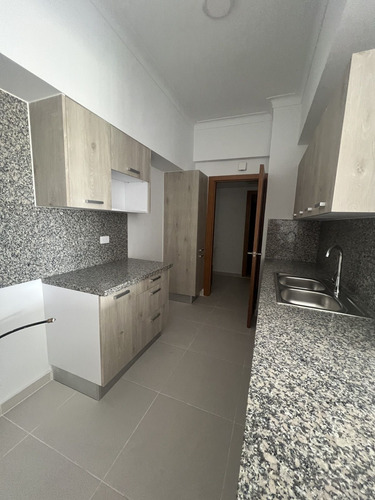 Apartamento En Alquiler En Gazcue- Zona Universitaria