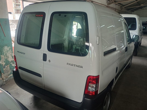 Peugeot Partner 1.6 Hdi Furgon Confort 92