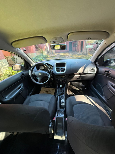 Peugeot 207 1.4 Sedan Allure 75cv