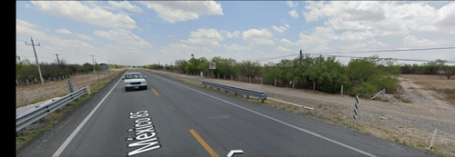 Venta De Terreno Sobre Carretera A Laredo