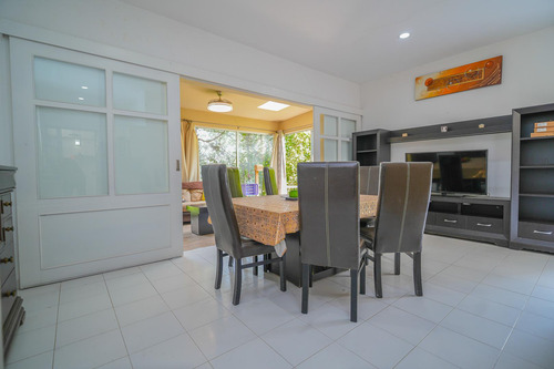 Casa En Venta Con Jardin Privado En Jiutepec, Morelos