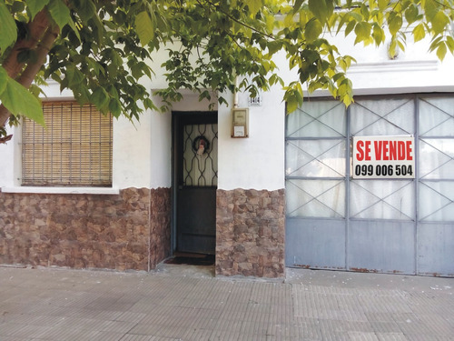 Casa En Dolores Oportunidad, Muy Buena Ubicación