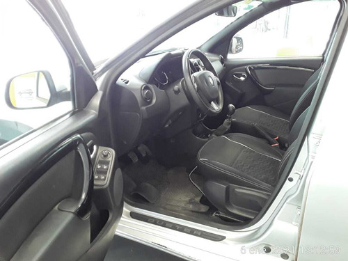 Renault Duster Oroch 2.0 Outsider Plus 2017