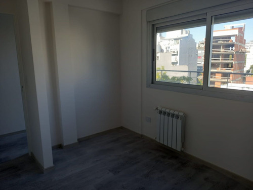 Imagen 16 de 23 de 3 Amb. A Estrenar Duplex 2 Grandes Balcones P.chas