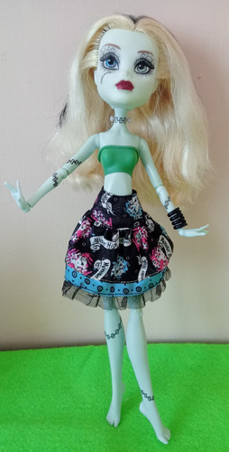 Muñeca Monster High Frankie Stein   Talla  32 Cm.