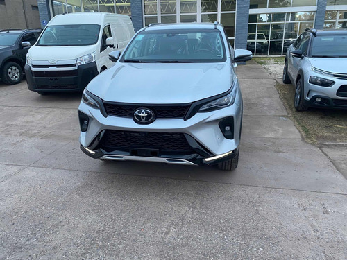 Toyota SW4 2.8 Srx 204Cv 4X4 7As At