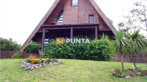 Chalet En Alquiler Temporada - Pinares Ref. 4388