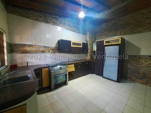 Imagen 3 de 30 de Casa En Alquiler Zona Centro #22-28547 Zegm 0414-7907176