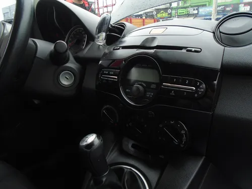 Mazda 2 1.5 15hm1c