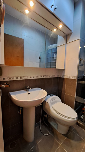 Apartamento En Venta En El Parral, Valencia 268763 Lz