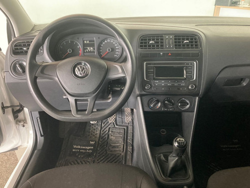 Imagen 5 de 9 de Volkswagen Vento Comfortline 2020 I-2867