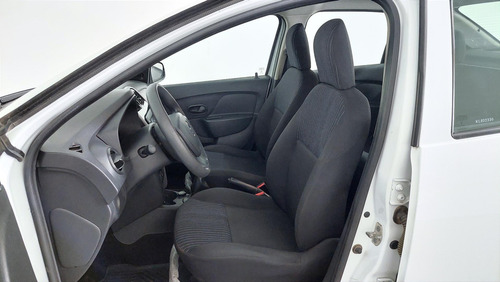 Imagen 7 de 21 de Renault Logan 1.6 Authentique 85cv