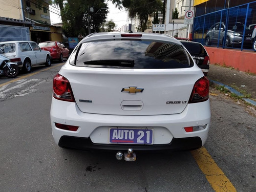 Imagem 6 de 14 de Chevrolet Cruze Cruze Hb Sport Lt 1.8 16v Flexp. 5p Mec Fle