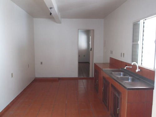 Imagem 7 de 19 de Casa Para Venda, 2 Dormitórios, Medianeira - Porto Alegre - 1188
