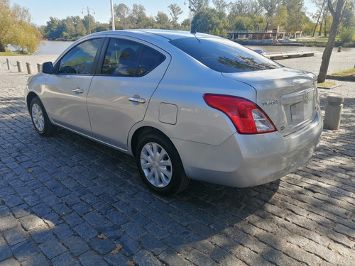 Nissan Versa 1.6 Sense 5vel Mt 2012