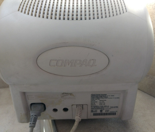Monitor Compaq Mv540