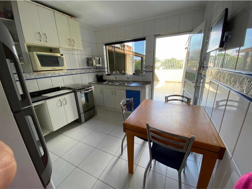 Imagem 2 de 14 de Vende Casa No Bairro Tremembé Em Sp