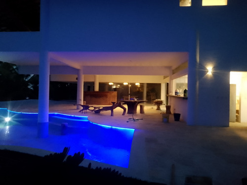 Instalação De Luminária E Leds De Alto Padrão