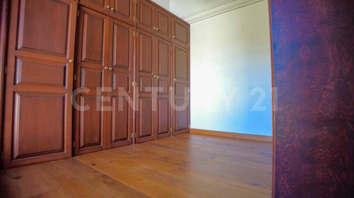 Residencia De Lujo En Venta Tepotzotlan. Un Nivel 10734