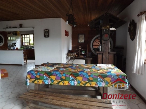 Casa Para Venda - Clube Dos Oficiais / São Roque - 1966