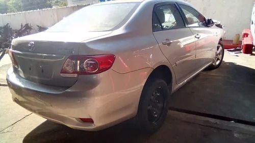 Imagem 4 de 24 de Sucata Toyota Corolla 2013 Somente Para Vendas De Peças