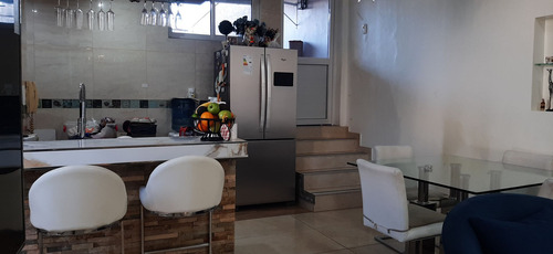 Venta 5 Ambientes Con Gran Patio Super Luminoso