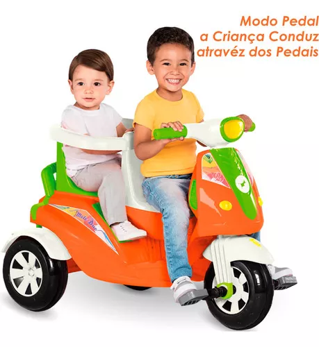 Triciclo Passeio/ Pedal Com 2 Lugares Moto Infantil Calesita Cor Verde E  Laranja