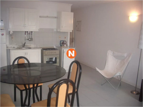 Apartamento En Venta Y Alquiler, Pinares, Punta Del Este, 1 Dormitorios.