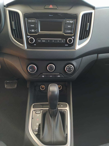 Imagem 12 de 14 de Hyundai Creta Action 1.6 (aut) (flex)