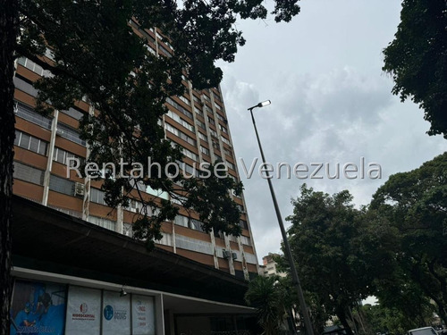 Venta De Oficina \ Avenida Andrés Bello So 25-7421