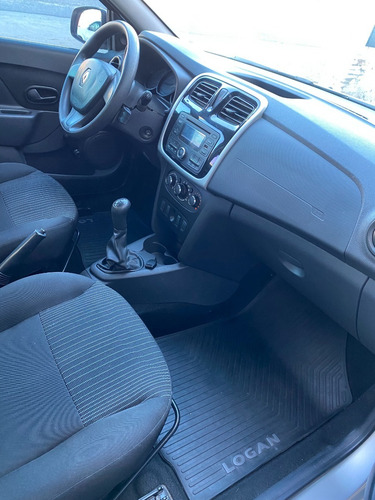 Imagen 9 de 11 de Renault Logan