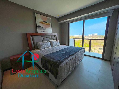 Cad La Isla Emerald F8. Terraza Con Vista A Las Áreas Comunes