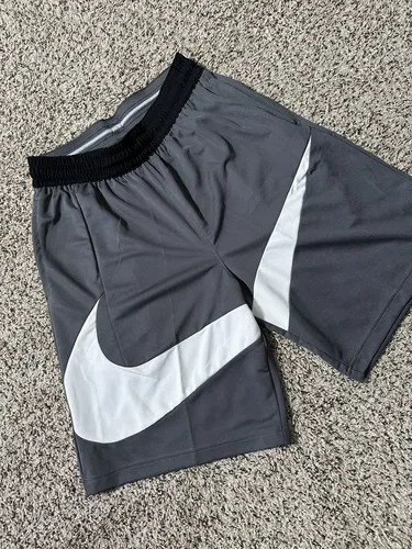 Short nike big swoosh best sale