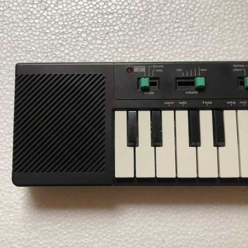 Teclado Casio Pt-10 Negro (Usado)