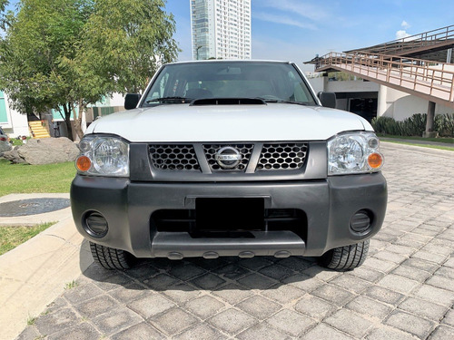 Imagen 4 de 15 de Nissan Np300 Diesel 4x4 2012