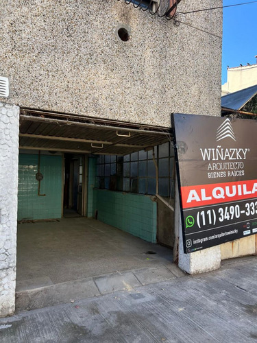 Uso Comercial. Lote Propio Con Salida A 2 Calles.