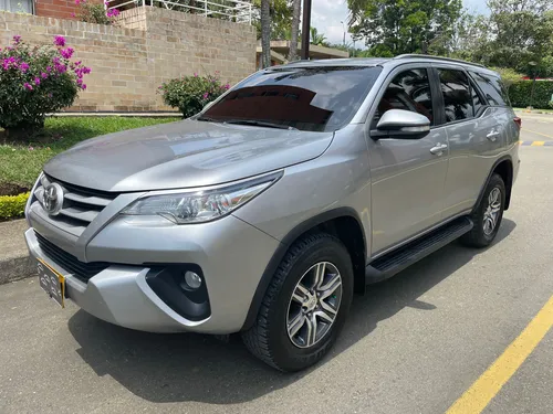 Toyota Fortuner 2.8l