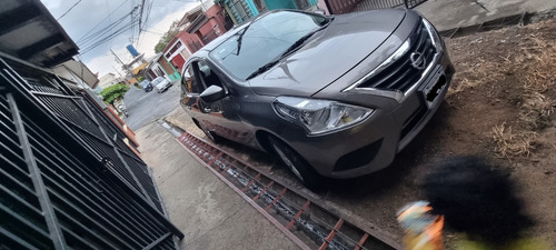 Imagen 6 de 9 de Nissan Versa