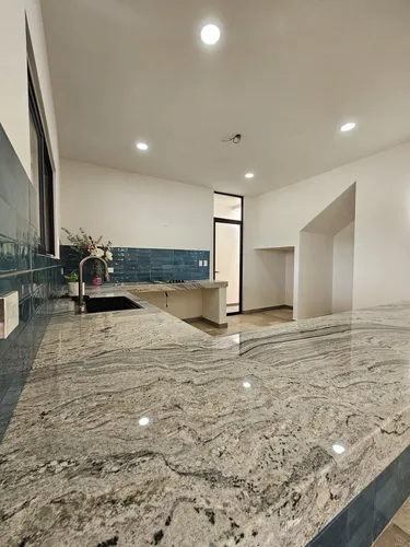 Casa En Venta Con 4 Recámaras Y Alberca En Mérida