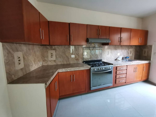 Imagen 8 de 30 de Casa En Venta, Col. Petrolera, Coatzacoalcos, Ver.