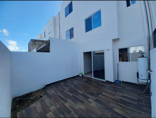 Venta De Casa Ewn Jardines Del Sur 4
