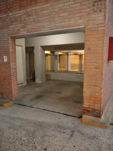Imagen 1 de 5 de Venta Cochera En Florida Mitre