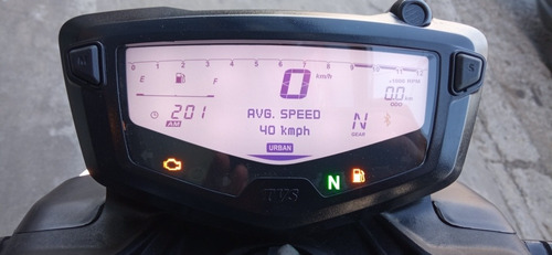 Imagen 4 de 4 de Tvs Rtr 200 Carb Led New