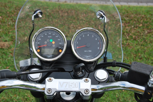 Moto Guzzi V7 Serie Iii 50 Aniversario
