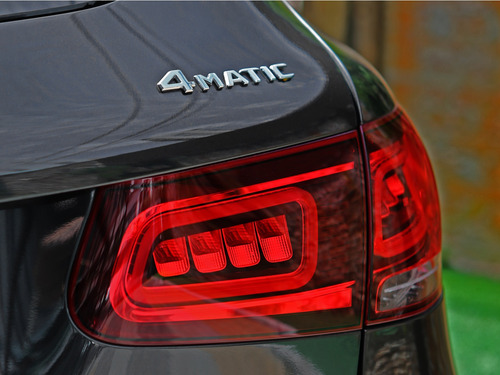 Mercedes-Benz GLC 220d 2.0 TURBO DIESEL OFF-ROAD 9G-TRONIC