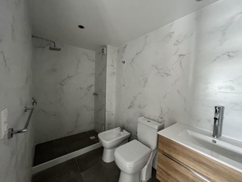 Imagen 10 de 12 de Venta De Apartamento De 1 Dormitorio En Punta Carretas Sas