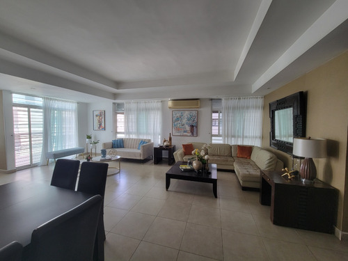 Za148 - Serralles | Pent-house Moderno En Venta | 353 M² | 4 Habitaciones | Family Room | 2 Parqueos | Ubicación Privilegiada | $350,000 Usd | #foxpiantini